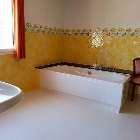 La Carrasca 2*